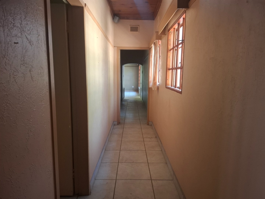 To Let 4 Bedroom Property for Rent in Suidrand Free State